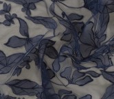 Flor organza sobre tul navy