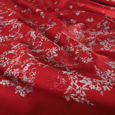 Red jacquard floral pano 165cm