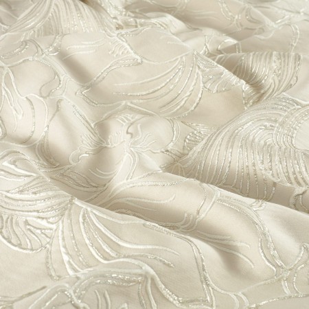 Jacquard relieve lamÉ beige