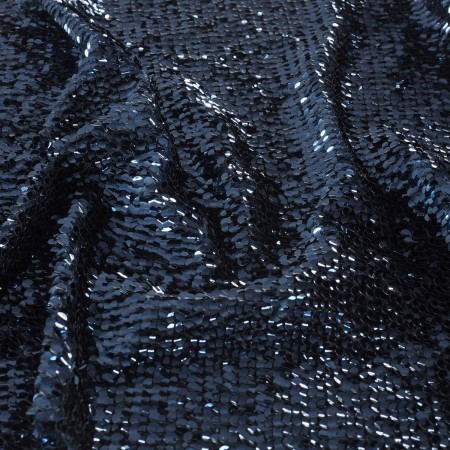 Marine curved sequins